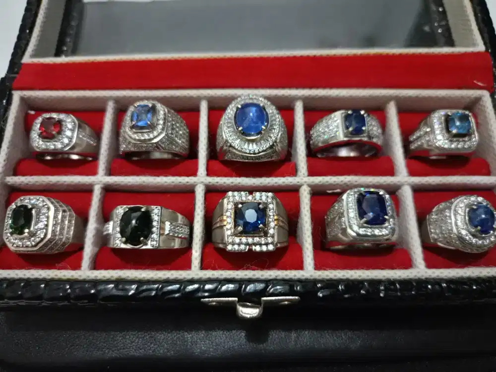 BLUE SAPPHIRE BOX SET