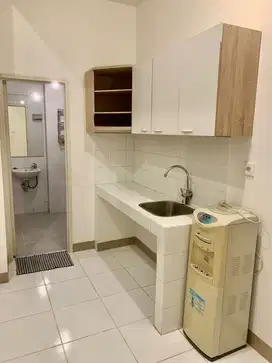 DISEWAKAN TOKYO RIVERSIDE APARTEMIN 2BR SEMI FURNISH