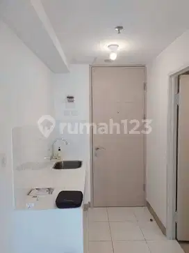 disewakan apartemen studio tokyo riverside unfurnish