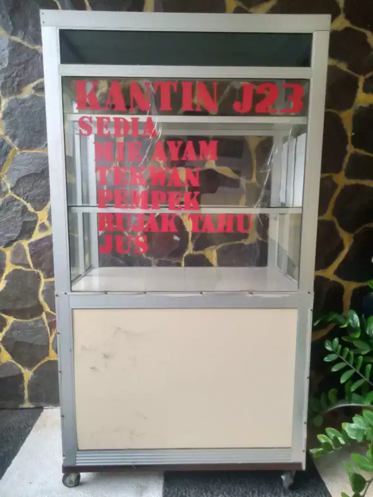 Di jual Etalase dagang