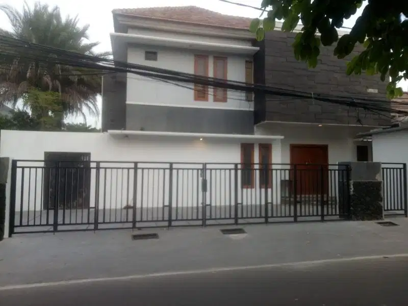 For Rent: Ruang usaha/Kantor di Cipete, Jakarta Selatan