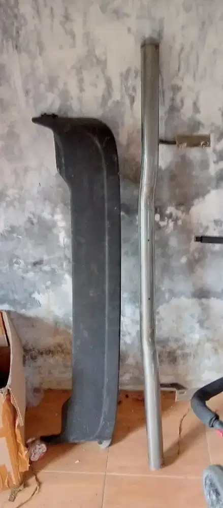 Sepoiler kijang bemper belakang