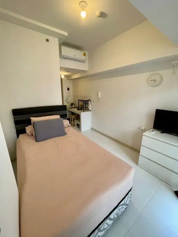 Disewakan MURAH Apartemen Studio Tokyo Riverside PIK 2 SemiFurnished