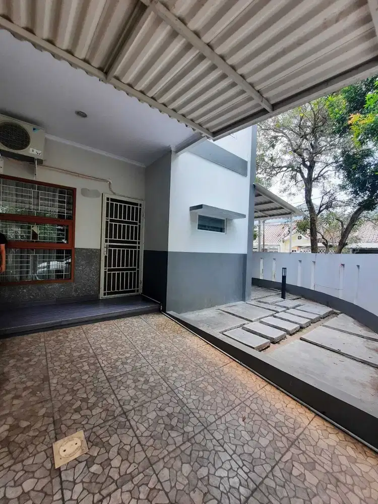 Dijual rumah cantik 2 lt di Regency Melati Mas, Serpong
