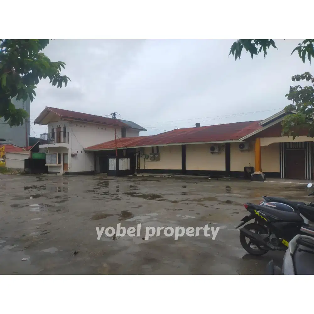 RUMAH USAHA DISTRIK JAYAPURA SELATAN BISA UNTUK CAFE, KOST