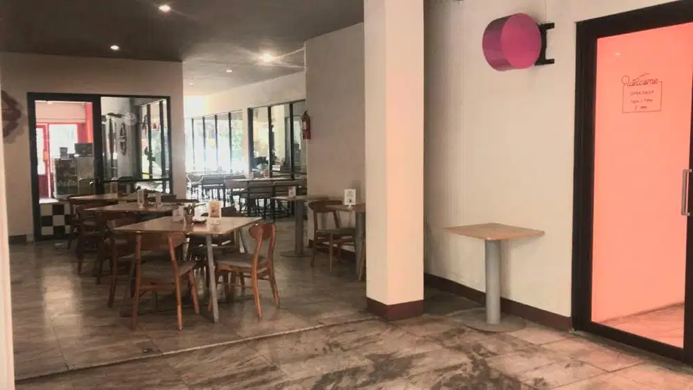 Dijual Rumah Siap Pakai Izin Usaha Sayap Jl. Riau Kota Bandung