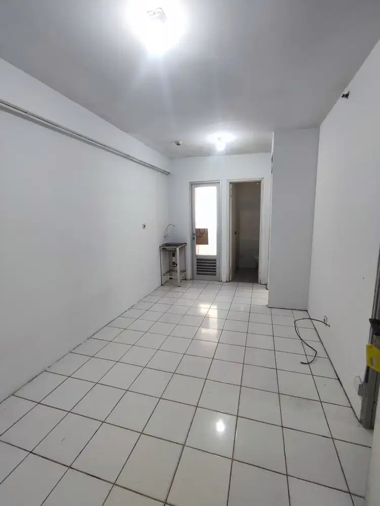 Jual Apartemen Gading Nias 2 Kamar Lantai Rendah Sertifikat