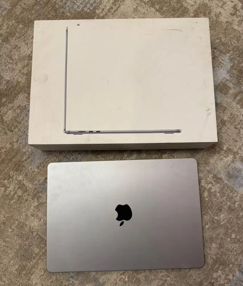 Macbook Air M2 - 15 inch 2023 Ram 8 GB SSD 512 GB