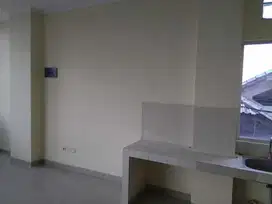 Disewakan Ruko 4 lantai di Soekarno Hatta Bandung