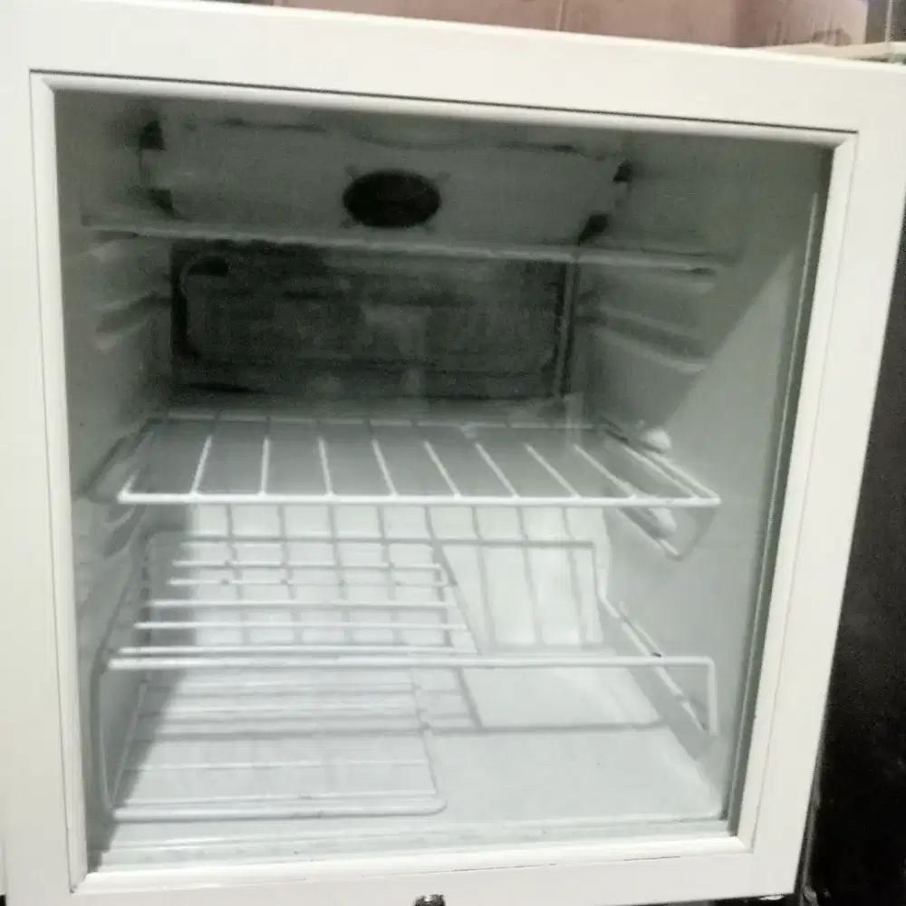 Showcase mini bar