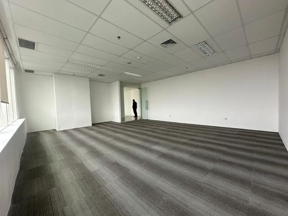 Sewa Ruang Kantor Full Furnish di Plaza Oleos Simatupang