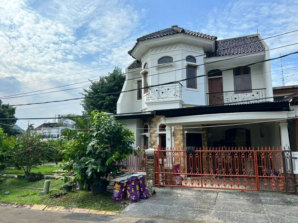 Jalan Boulevard Utama Samping Taman! Rumah Dahlia Loka Graha Raya