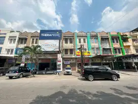 Ruko di Jalan Krakatau ( Depan Kasimura )