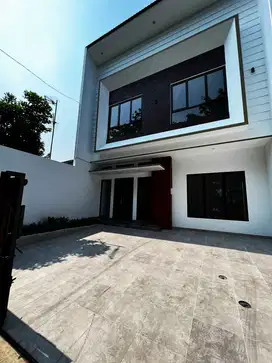 Rumah bangun Mandiri di Griya Loka,Sektor 1.4  BSD Serpong