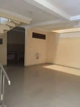 Dijual Cepat Harga BU,Rumah sunter 3 lantai Siap huni