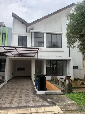turun harga 500 juta Rumah 2 lantai dekat dengan tol, mall SMS