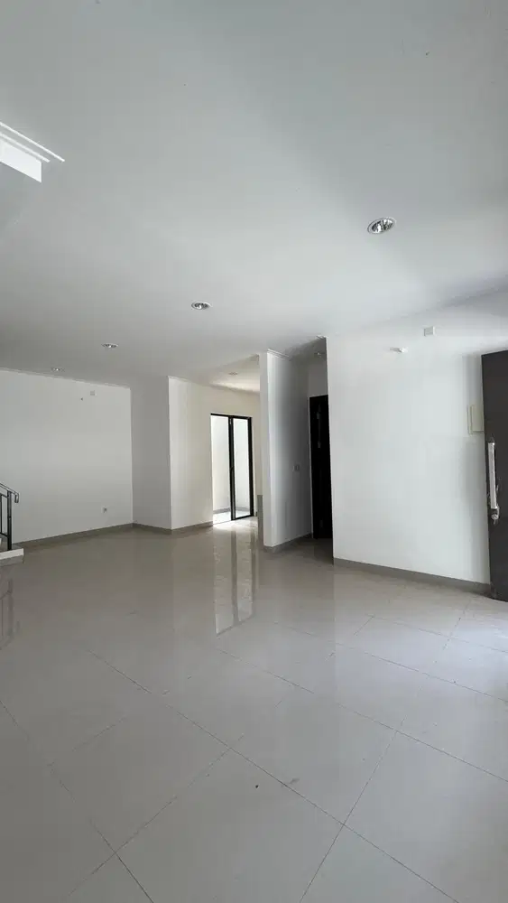 Dijual Murah Rumah Bagus Pik2 Milenial Uk 8x12.5 Price 3m Good Deal