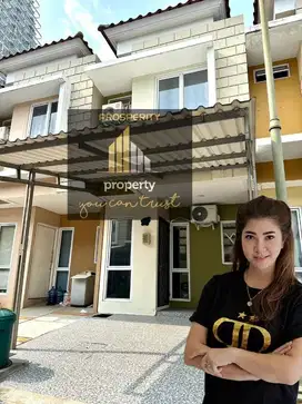 Rumah Mungil Cantik Fully Furnished siap Huni Harga Murah