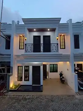 Di Jual Rumah American classic  Modern D Bintaro