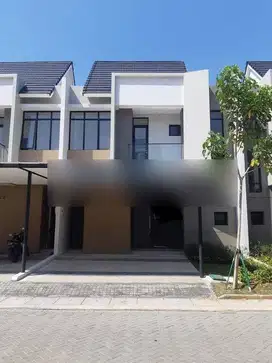 Rumah 2 lantai di PIK 2 harga 3M an