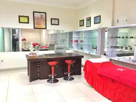 Jual Cepat Ruko Furnished di Kelapa Gading Lokasi Sangat Strategis