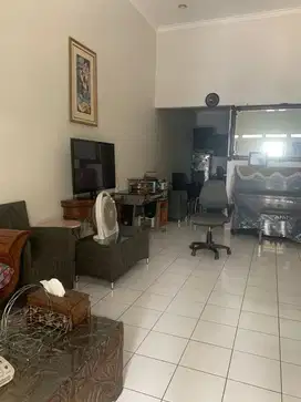 DIJUAL RUMAH DI CLUSTER DEPAN KOTA WISATA, DEKAT TOL