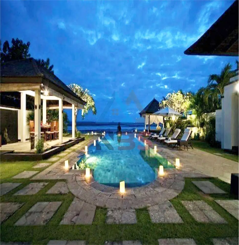 FOR SALE UXURY VILLA BEACH FRONT VILLA TANJUNG BENOA BALI