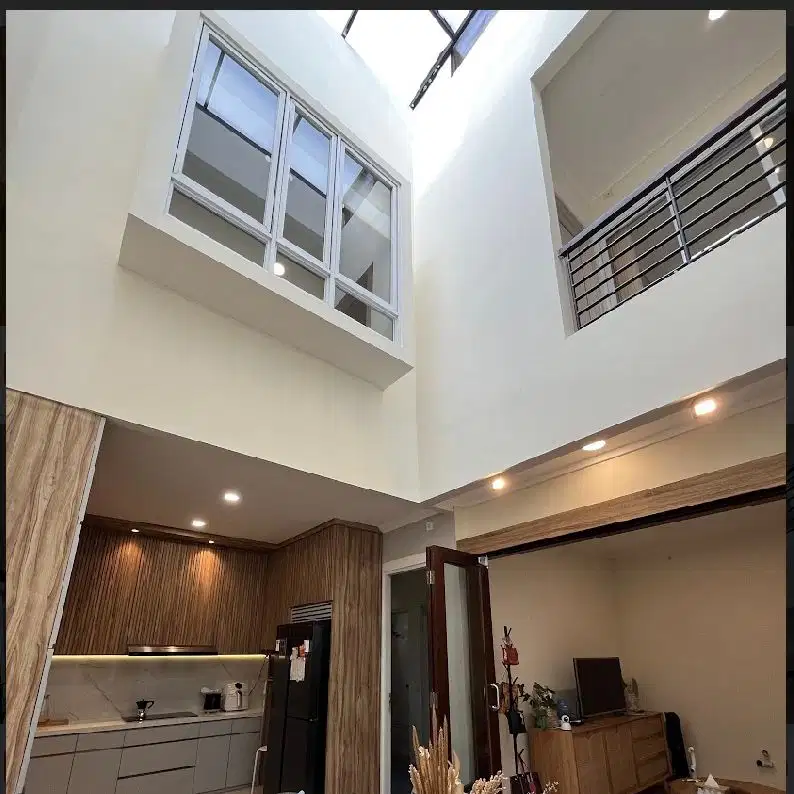 Dijual Rumah Cantik Full Renovasi The Icon BSD