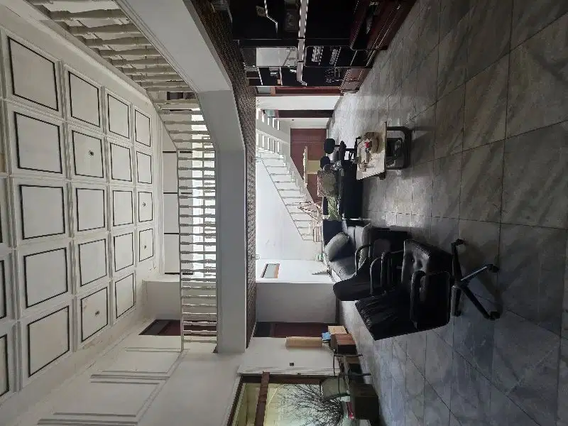 rumah clasic di martanegara cocok untuk.cafe, kantor disewakan cepat