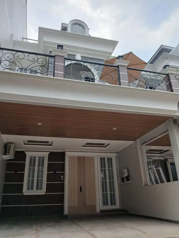 Rumah PREMIUM akses mudah di JAKARTA SELATAN