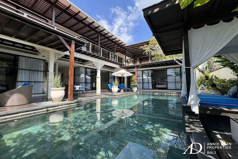 FREEHOLD VILLA SET WITHIN A LUXURY ESTATE IN JIMBARAN