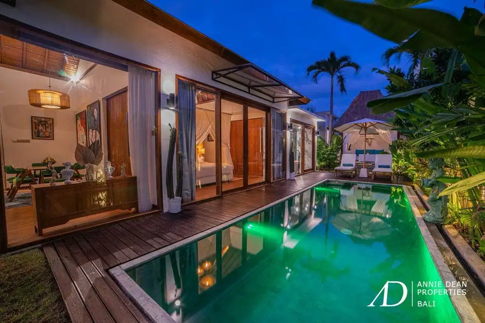 LEASEHOLD | COMPLEX OF MODERN 2-BEDROOMS VILLA IN CENTRAL SEMINYAK