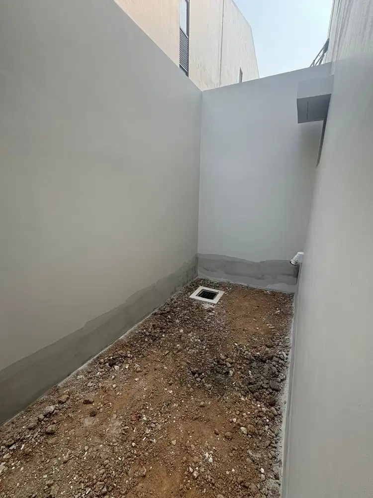Disewakan Gudang Bizpark Pik 2 Ukuran 6x20 Multiguna Harga 120 Jt/Thn