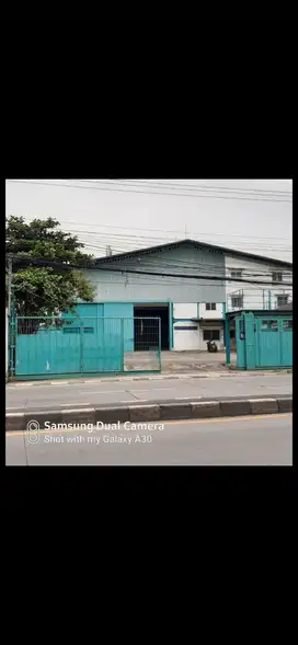 Dijual Gudang Strategis Pinggir Jalan Pantura