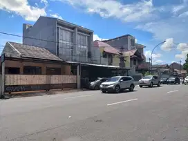 Disewakan Rumah Tempat Usaha Komersil Atau  Kantor