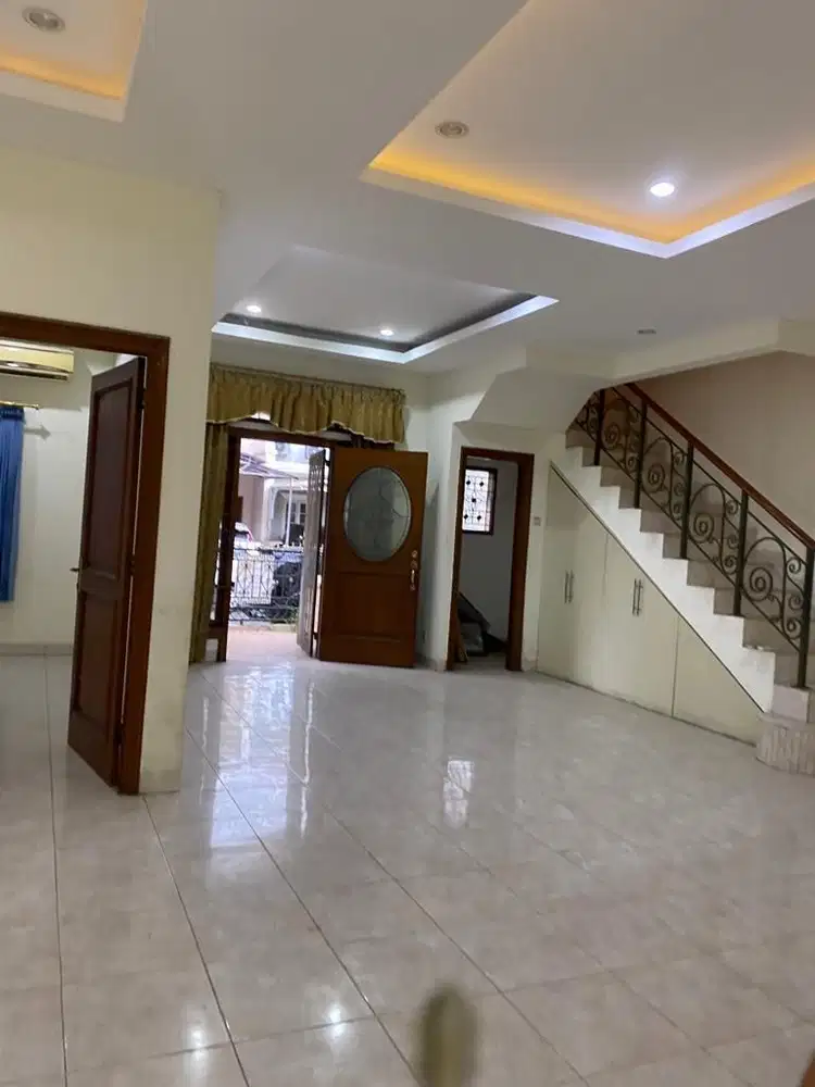 DISEWA Rumah di Kelapa Gading