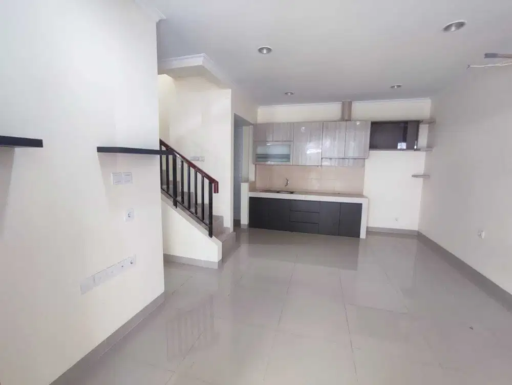 DIJUAL RUMAH CLUSTER THOMSON SCIENTIA GADING SERPONG