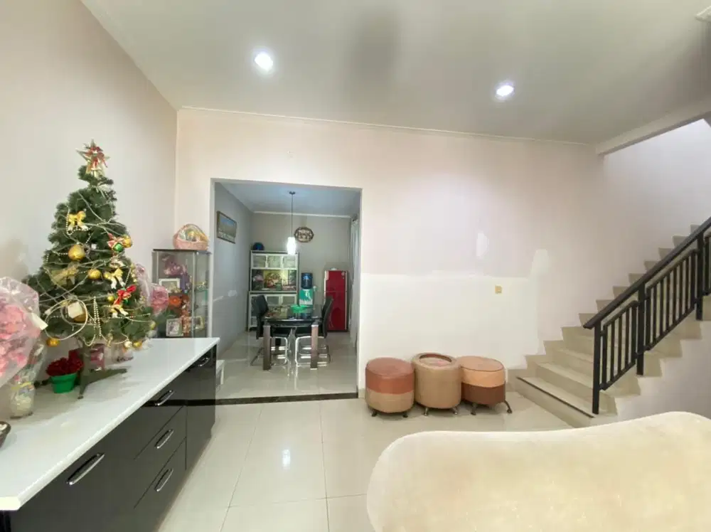 DIJUAL RUMAH GREEN LAKE CITY SUDAH RENOV CLUSTER AUSTRALIA