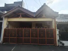 DIJUAL RUMAH 1,5 LT SIAP HUNI DI PERUMAHAN PONDOK KELAPA JAKARTA TIMUR