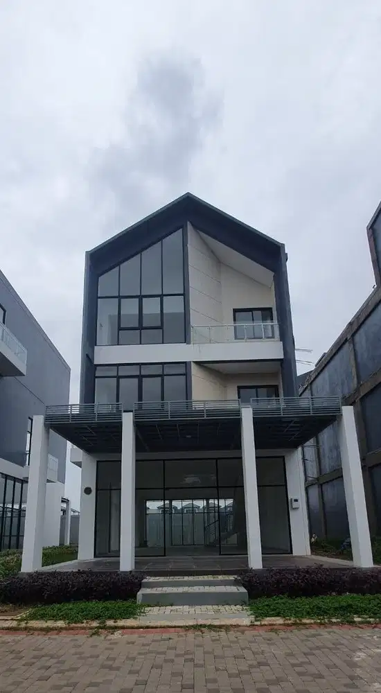 Disewa Ruko Exckusive 3 Lantai Di New East Jakarta Garden City 18co28