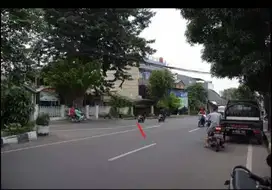 Dijual Rumah Lama Cocok Untuk Bisnis Usaha atau Ruko