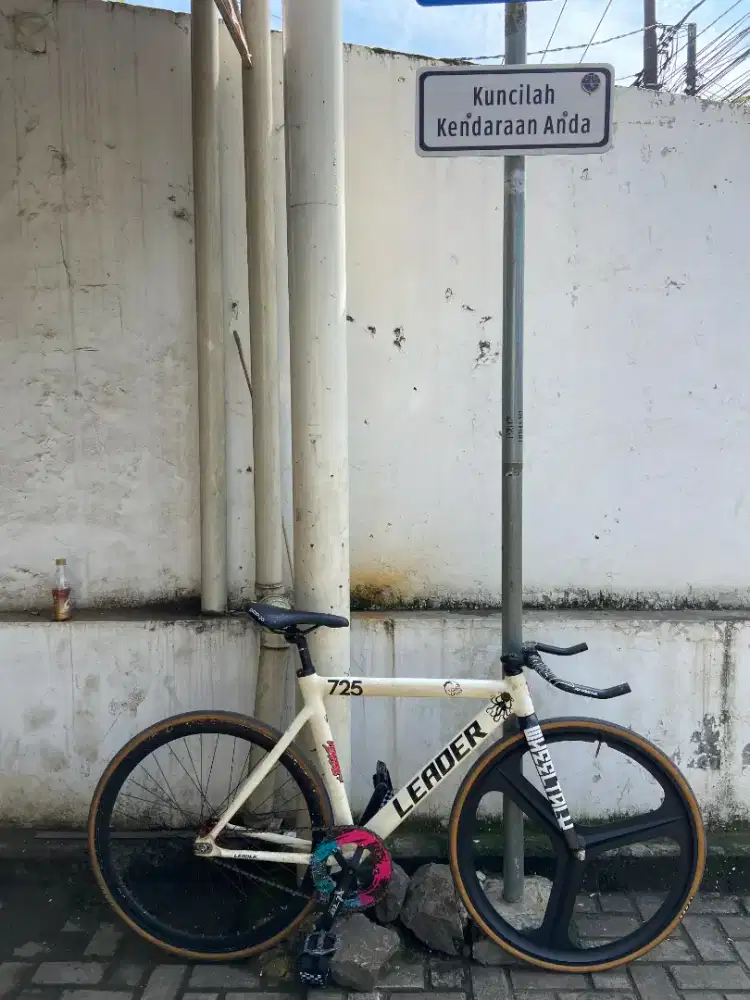 FIXED GEAR LEADER725