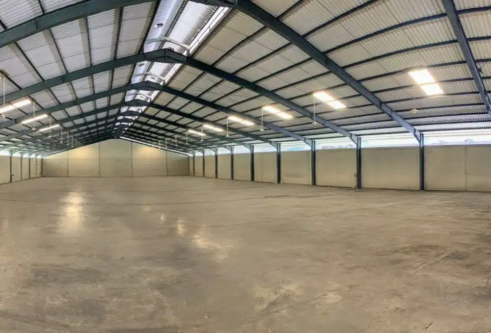 Jual Gudang di Kelapa Gading Luas 3.200m² Dekat Stasiun LRT