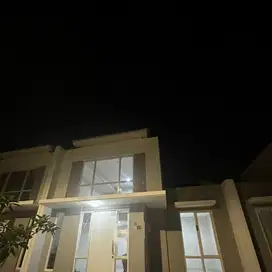 Dijual Rumah Bagus di Paramount Petals Tangerang