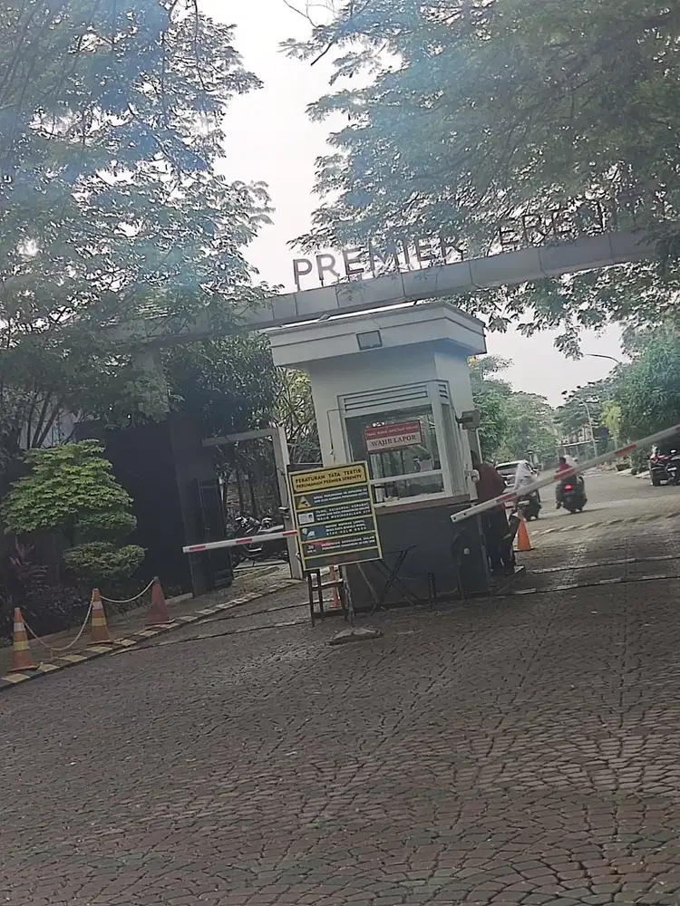 Dijual Cepat Rumah Super Bagus di Premiere Serenity Kota Bekasi.