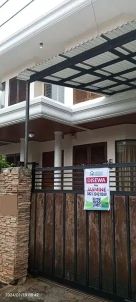 Disewakan Rumah di Kebayoran Lama Jakarta Selatan