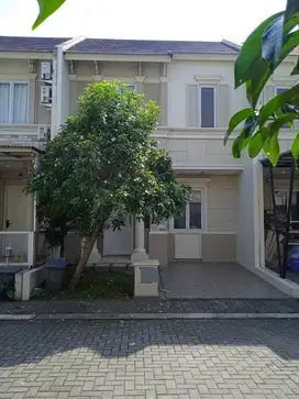 Rumah rapi semi furnished  di Assana Vanya Park BSD City