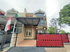 DIJUAL HUNIAN 2LT DI DALAM CLUSTER GOLDEN PARK CIBINONG