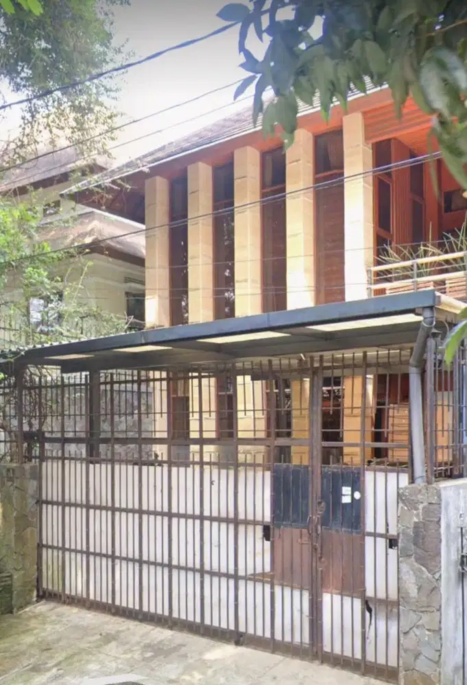 JARANG ADA RUMAH TINGGAL LOKASI PREMIUM  JL IMAM BONJOL TEUKU ANGKASA