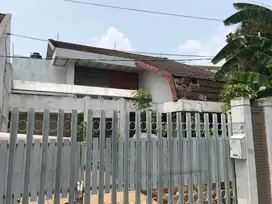 Dijual cepat murah BU rumah lama strategis di Cilandak Jakarta Selatan